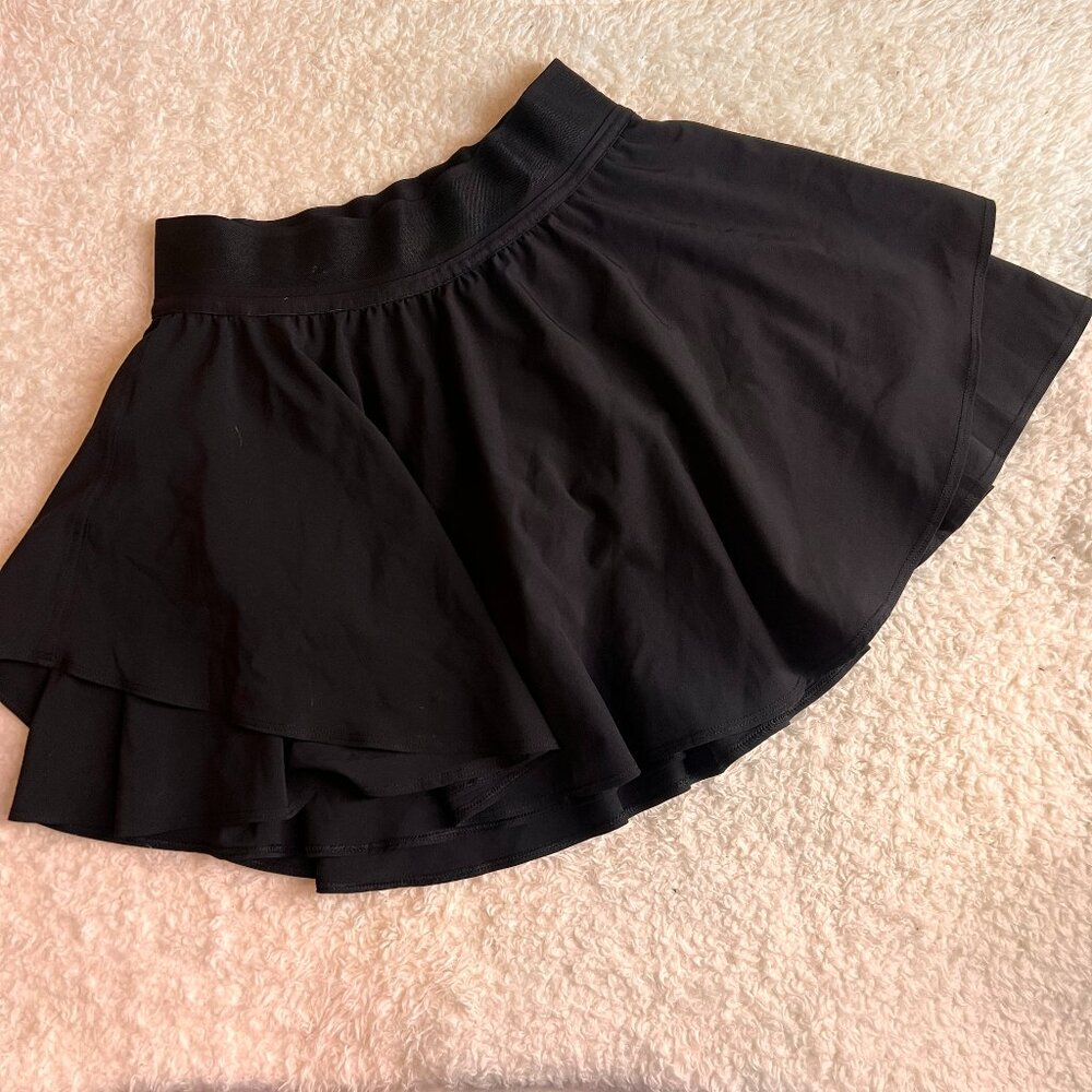 Lululemon Court Rival High Rise Skirt *Tall EUC